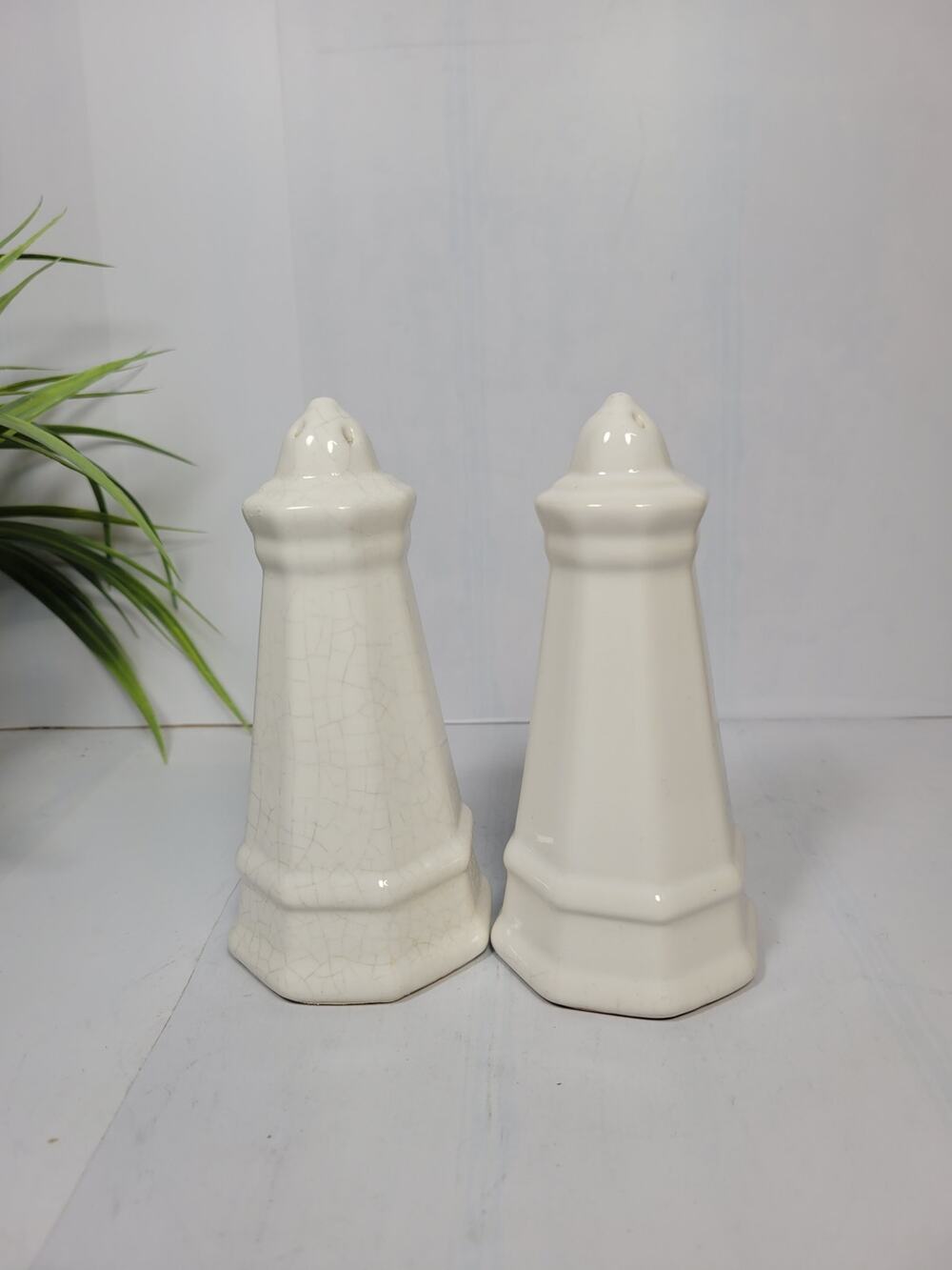 Vintage Pfaltzgraff Heritage White Salt and Pepper Shaker Set, Made in USA